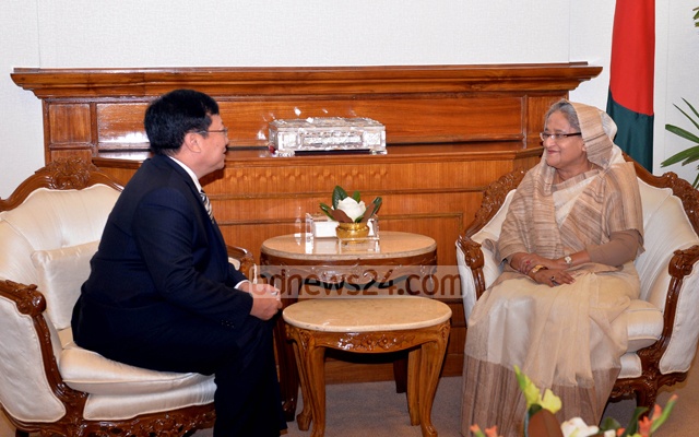 Bangladesh urges Burma to resolve Rohingya issue thru’ dialogue