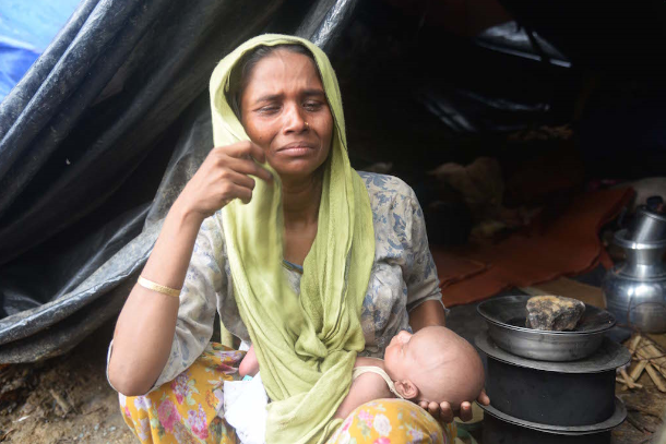 International investigators talk to Rohingya